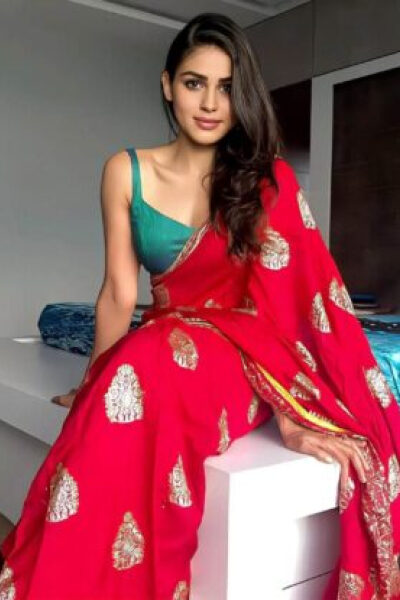 Escort Services Bangali Chourha